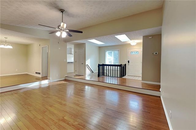 6187 Brookside Lane, Acworth, GA 30102