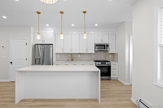 131-28 225th Street, Laurelton, NY 11413