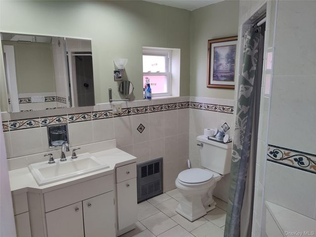 872 E 48th Street, Brooklyn, NY 11203