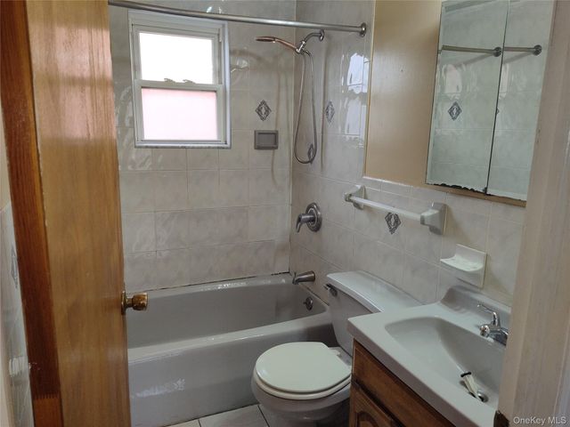 872 E 48th Street, Brooklyn, NY 11203