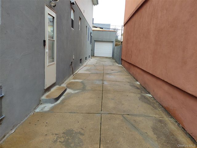 872 E 48th Street, Brooklyn, NY 11203