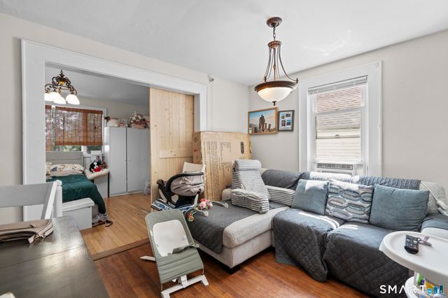 12 Finley Street, Norwalk, CT 06850