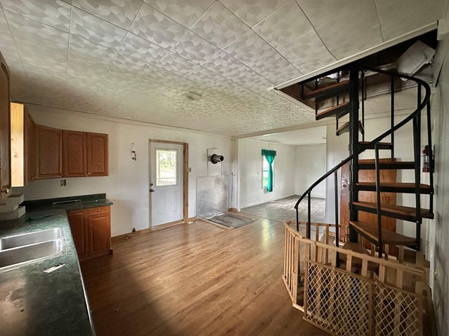 2524 US Highway 68, Ewing, KY 41039