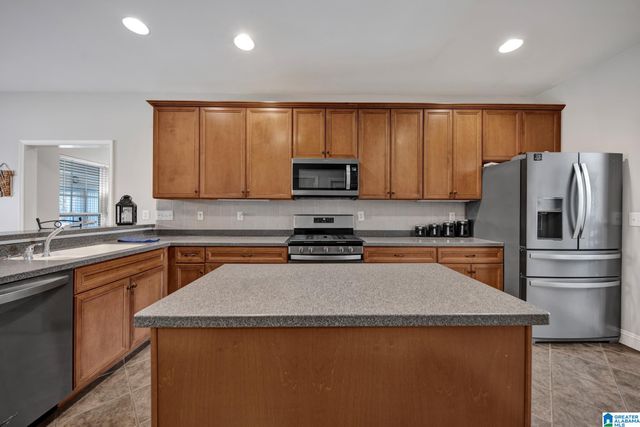 150 BLACKSTONE COURT, Chelsea, AL 35043