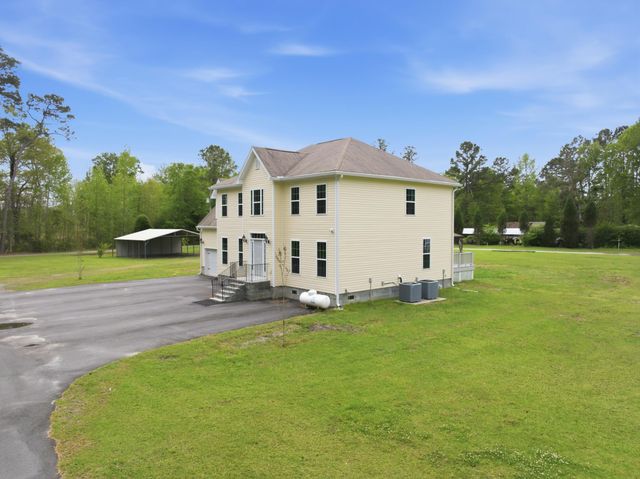 145 Notta Way, Moncks Corner, SC 29461