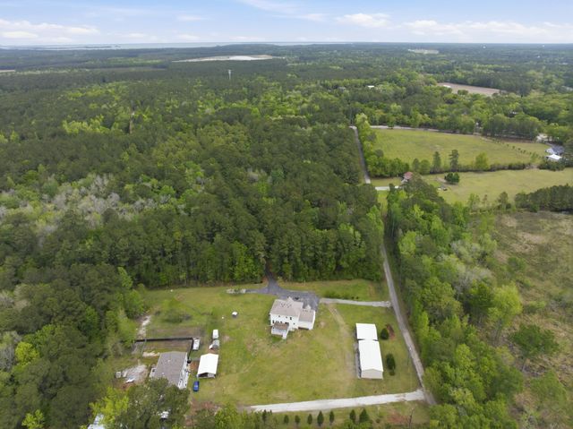 145 Notta Way, Moncks Corner, SC 29461