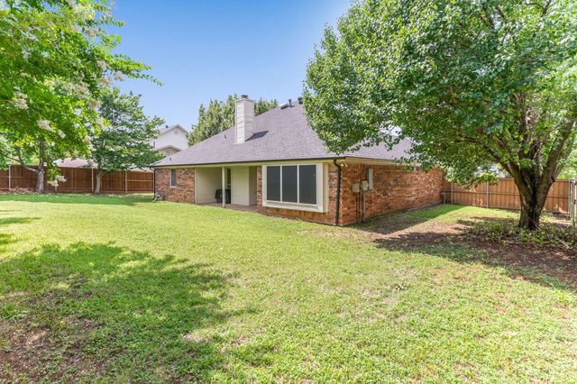 1399 Flamingo Circle, Southlake, TX 76092