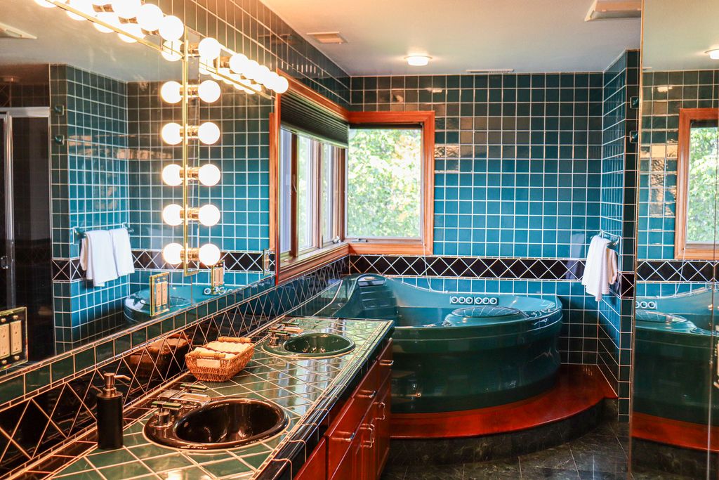 33233 and 8031 Mt Highway 35, Polson, MT 59860 photo 23