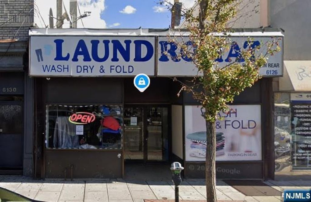 6126 Bergenline Avenue, West New York, NJ 07093
