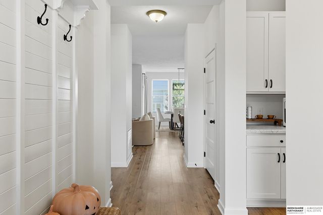 7913 S 184th Street, Omaha, NE 68136