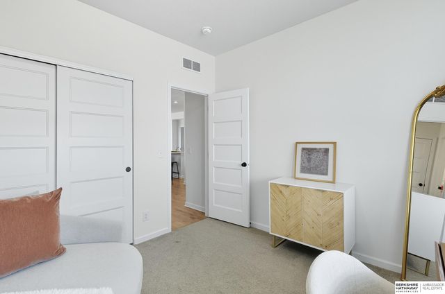 7913 S 184th Street, Omaha, NE 68136