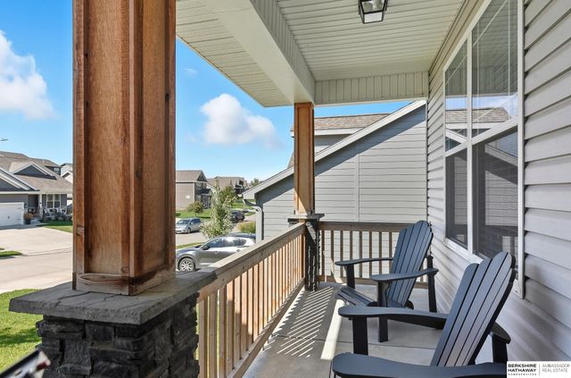 7913 S 184th Street, Omaha, NE 68136