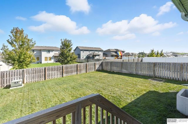 7913 S 184th Street, Omaha, NE 68136