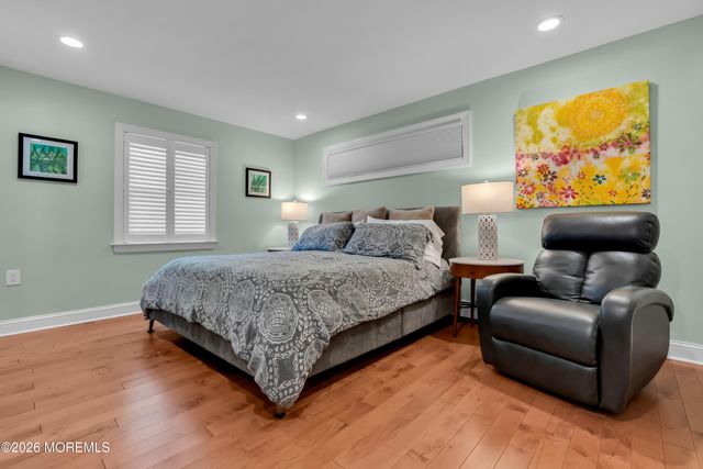 241 Torrey Pines Drive, Toms River, NJ 08757