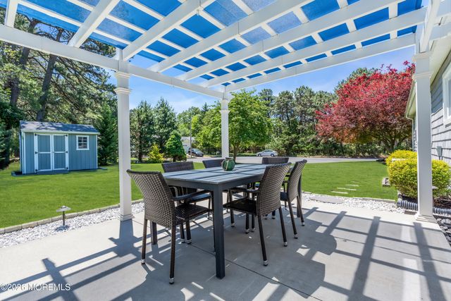 241 Torrey Pines Drive, Toms River, NJ 08757