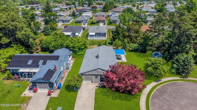 241 Torrey Pines Drive, Toms River, NJ 08757