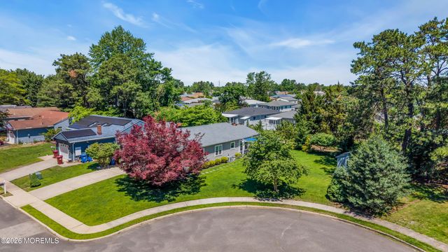 241 Torrey Pines Drive, Toms River, NJ 08757