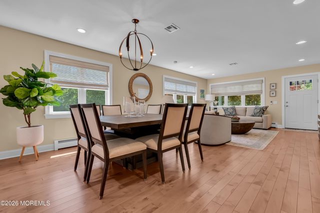 241 Torrey Pines Drive, Toms River, NJ 08757
