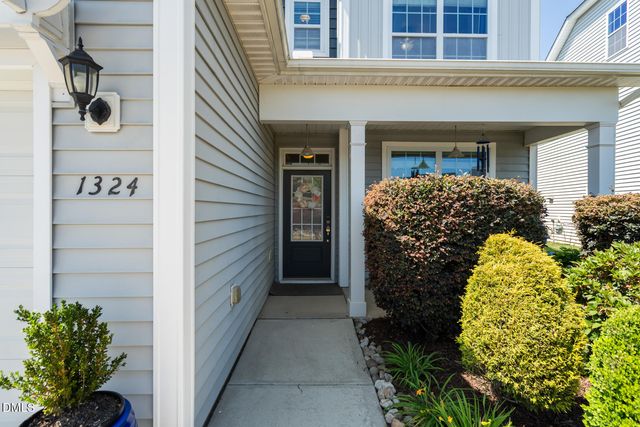 1324 Forest Fern Lane, Fuquay Varina, NC 27526