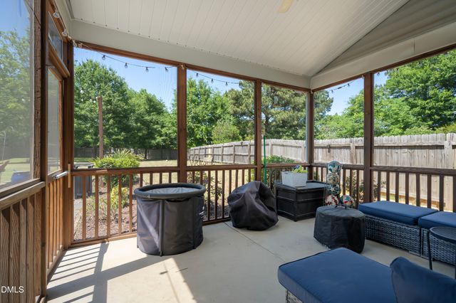 1324 Forest Fern Lane, Fuquay Varina, NC 27526