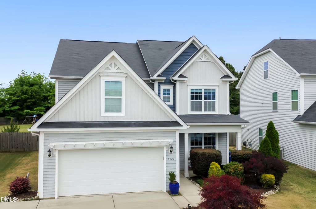 1324 Forest Fern Lane, Fuquay Varina, NC 27526