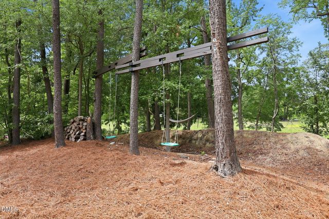 648 Rockbank Loop, Wendell, NC 27591