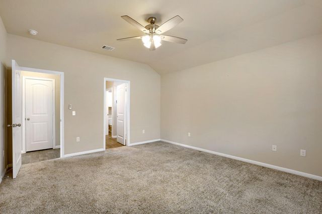 101 Blue Sage DR, Leander, TX 78641