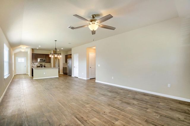 101 Blue Sage DR, Leander, TX 78641