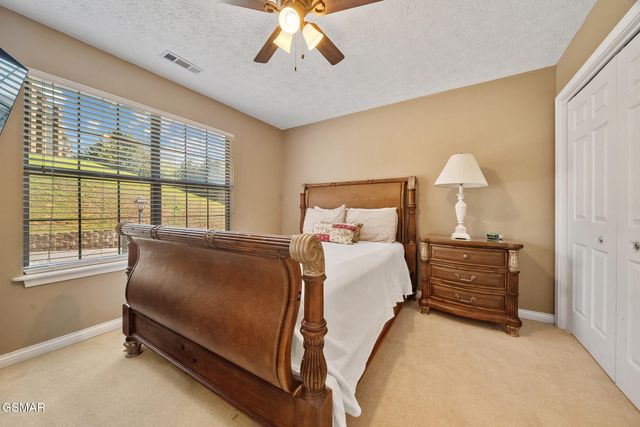 405 Maggie Mack Lane, Sevierville, TN 37862