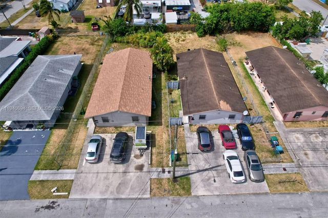 11467 SW 215th St 11467, Miami, FL 33189