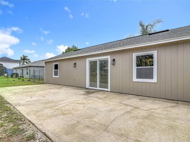 2821 SWEET SPRINGS STREET, Deltona, FL 32738