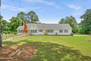 2411 S Nc 11 Highway, Rose Hill, NC 28458