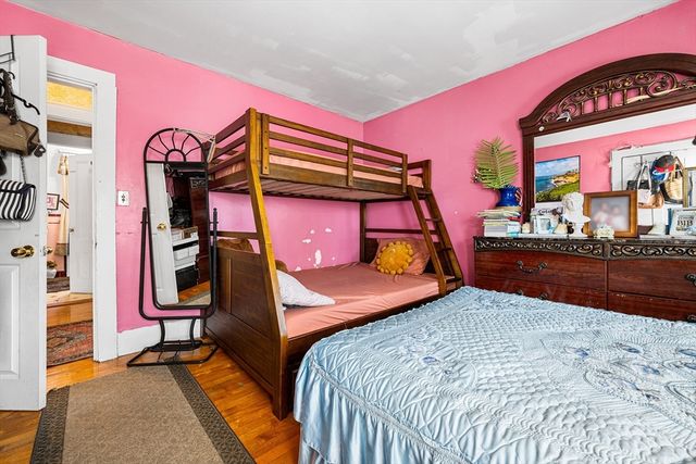 53 Nilsson St, Brockton, MA 02301