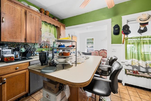 53 Nilsson St, Brockton, MA 02301