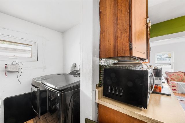 53 Nilsson St, Brockton, MA 02301