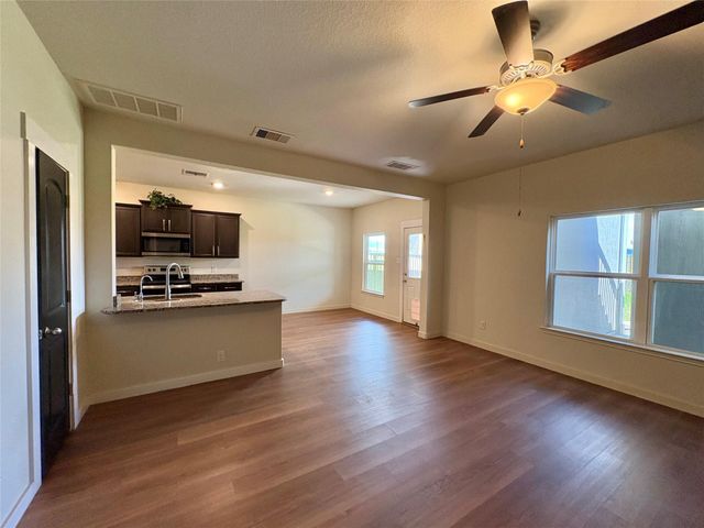 7719 Vacek Meadows Loop, Richmond, TX 77469