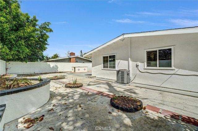 4122 W Kent, Santa Ana, CA 92704