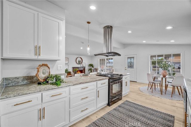 4122 W Kent, Santa Ana, CA 92704