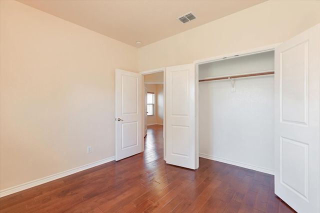 5847 Candlelight Lane, Grand Prairie, TX 75052