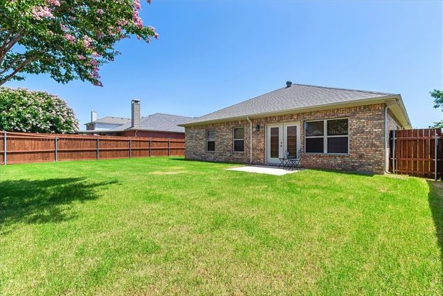 5847 Candlelight Lane, Grand Prairie, TX 75052