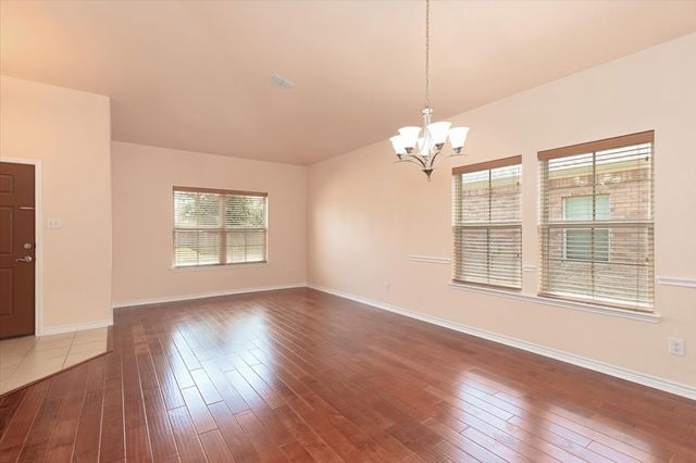 5847 Candlelight Lane, Grand Prairie, TX 75052