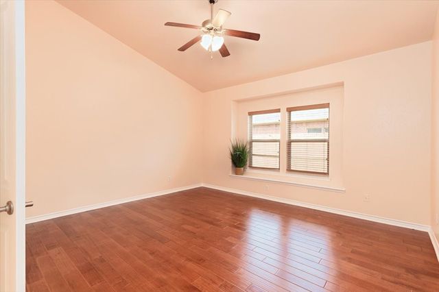5847 Candlelight Lane, Grand Prairie, TX 75052