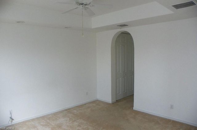 1400 Mariposa CIR 104, Naples, FL 34105