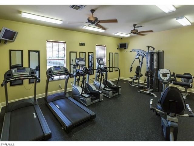 1400 Mariposa CIR 104, Naples, FL 34105