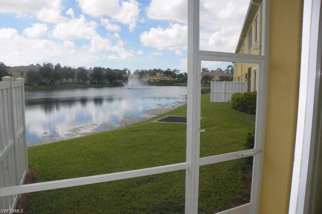 1400 Mariposa CIR 104, Naples, FL 34105
