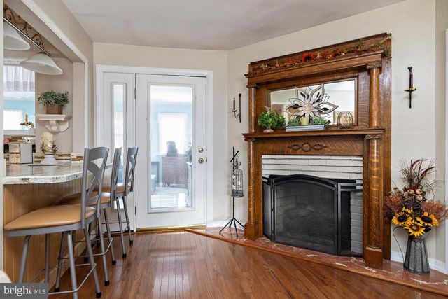 312 CROCE AVE, Gibbstown, NJ 08027