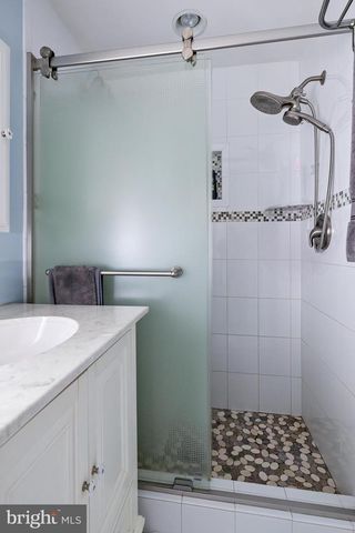 312 CROCE AVE, Gibbstown, NJ 08027