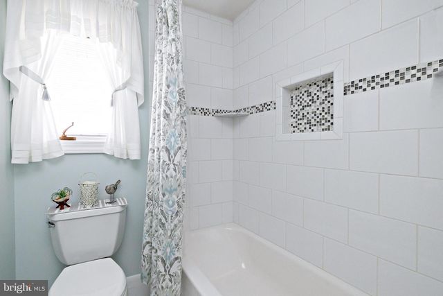 312 CROCE AVE, Gibbstown, NJ 08027