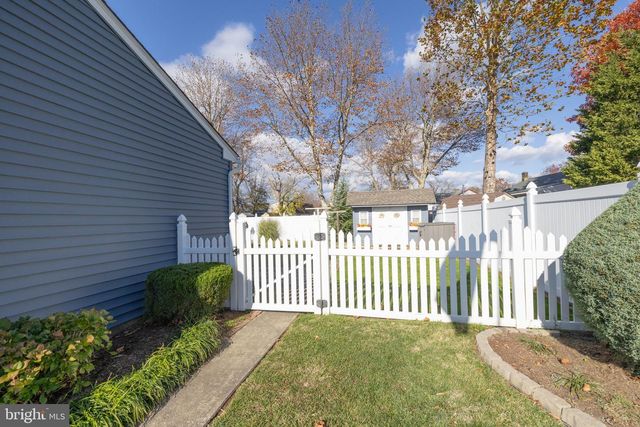 312 CROCE AVE, Gibbstown, NJ 08027