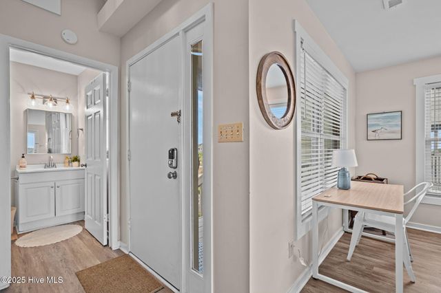 2139 Ocean Boulevard A, Holly Ridge, NC 28445